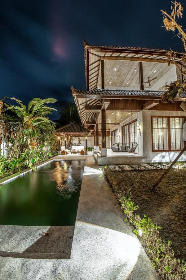 Putri Salju Villa By Evdekimi Ubud Exteriör bild